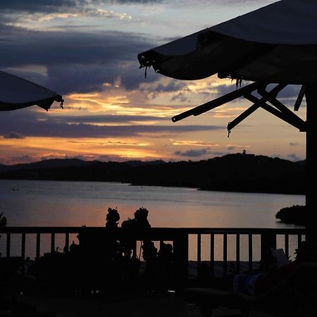 Media Luna Resort & Spa Second Bight Bagian luar foto