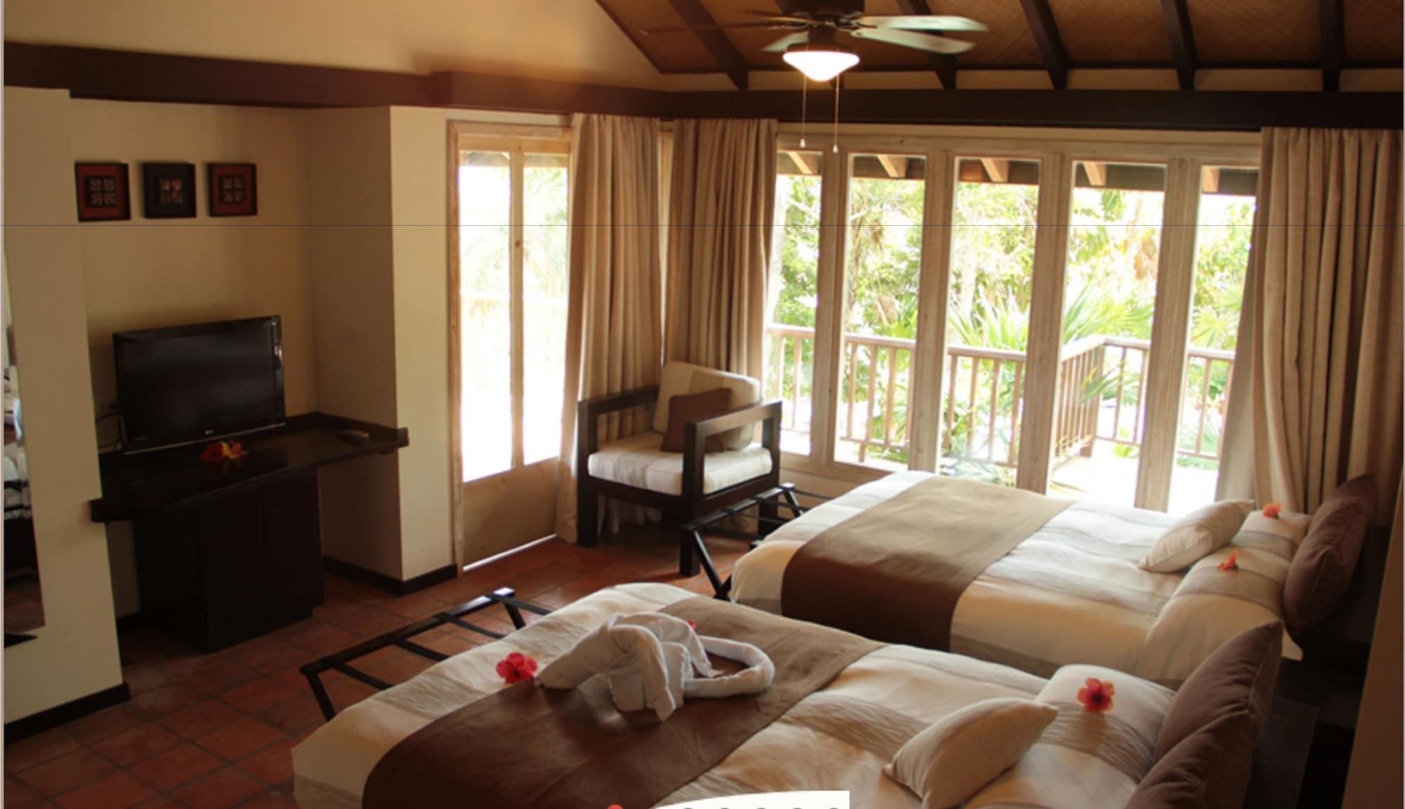 Media Luna Resort & Spa Second Bight Bagian luar foto